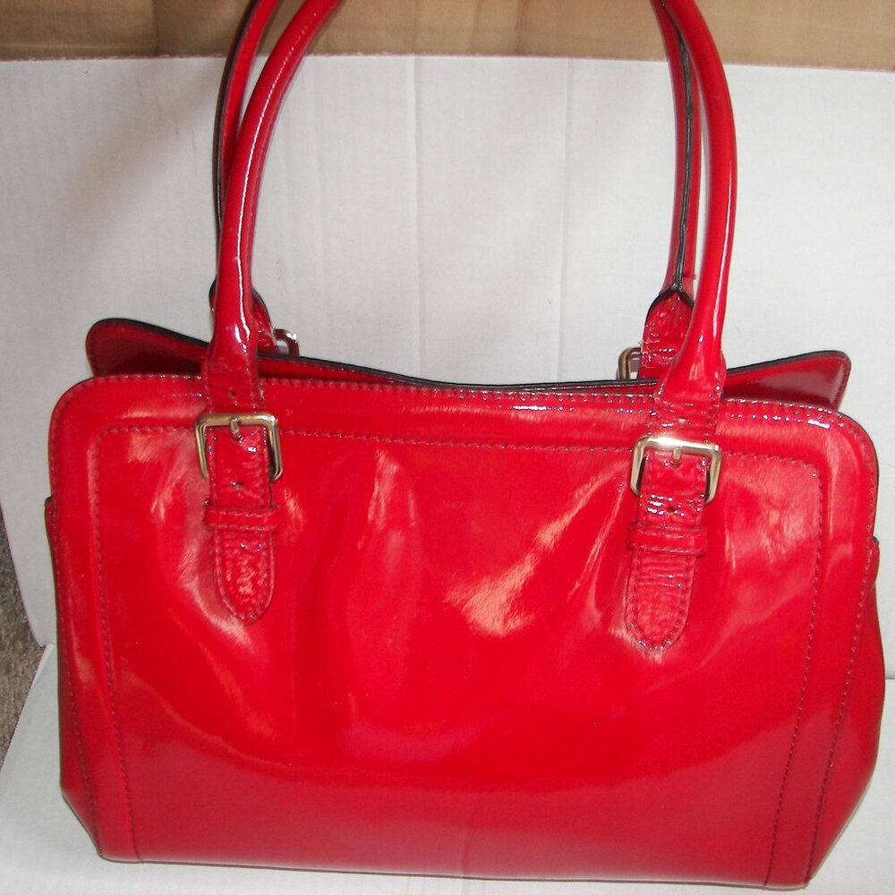 Kate Spade women's red patent leather handbag polka dot lining removable straps